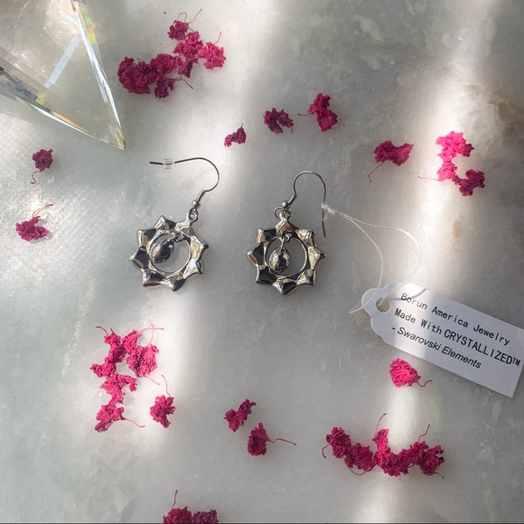 Boutique Blue & Silver Everyday Earrings - Picture 2 of 3